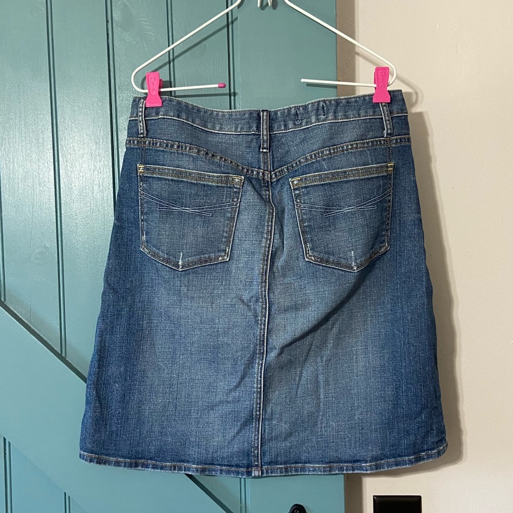 Gap 1969 Women’s Button Front Denim Skirt size 8 - Picture 2 of 8